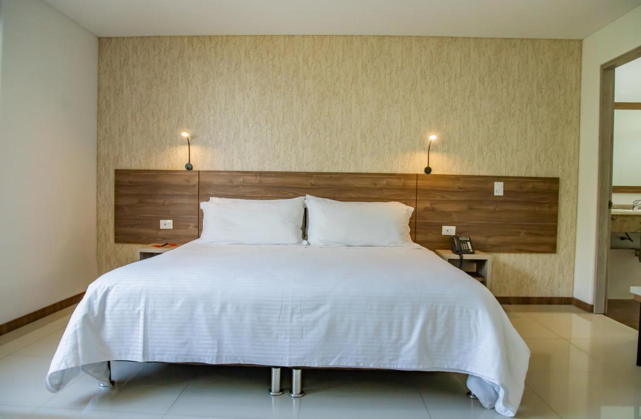 Hotel Estancia Chipichape カリ エクステリア 写真